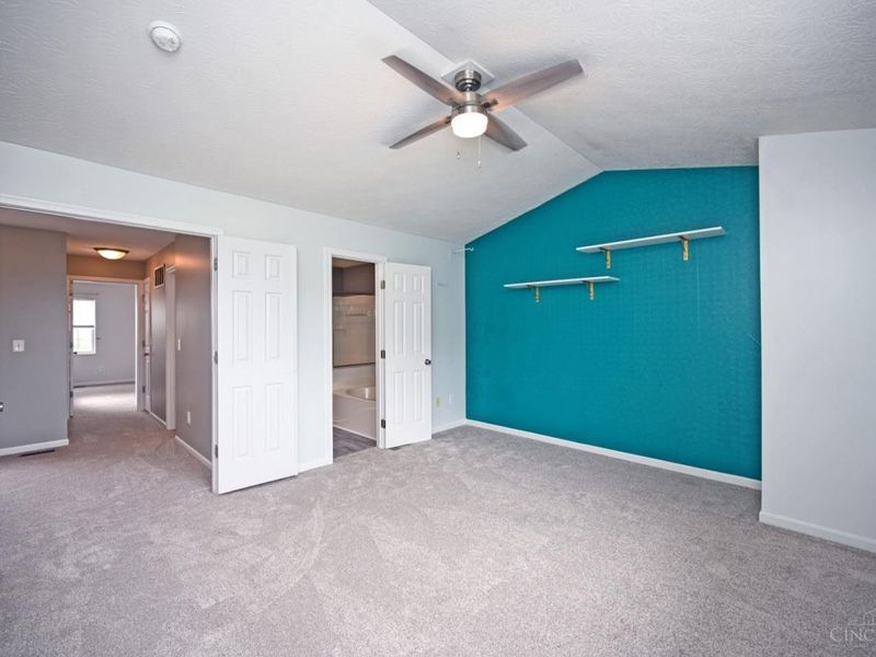 4172 E Village Drive, Mason, OH 45040 Photo 5