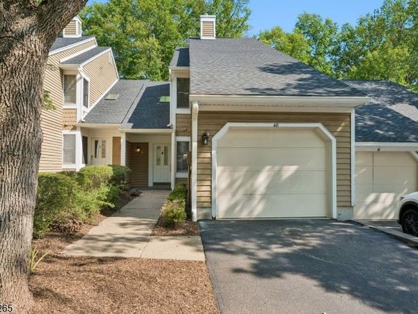 48 Eton Ct, Bedminster, NJ 07921