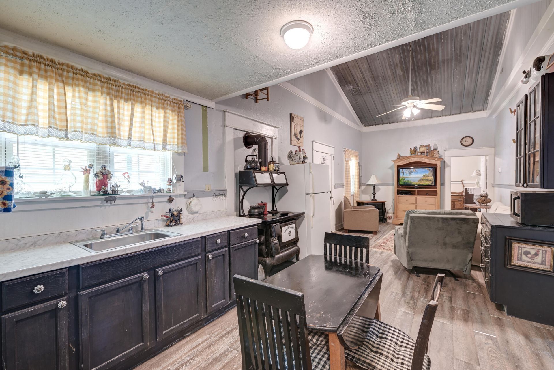 157 Gallashaw Road Photo 22