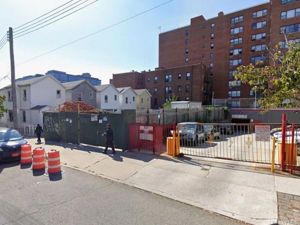 88-16 168th Place , Jamaica, NY 11432