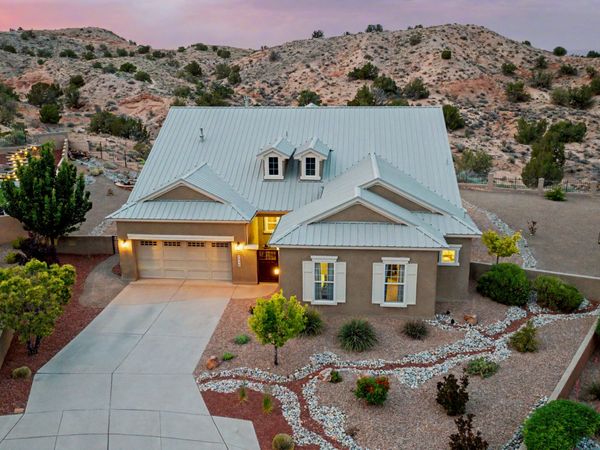 2305 Desert View Road NE, Rio Rancho, NM 87144