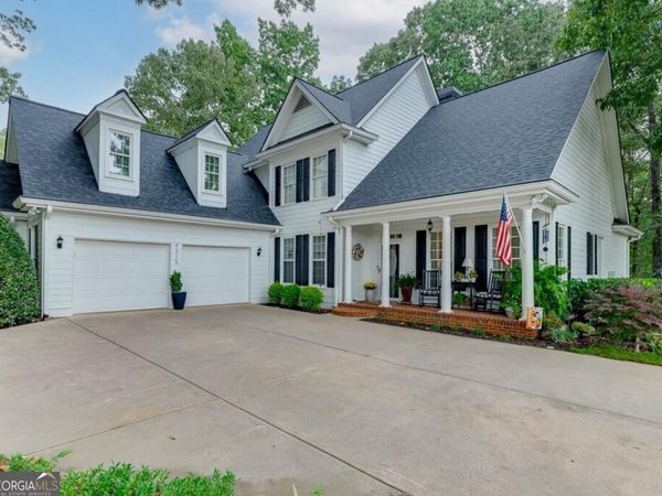 9315 Spinnaker Lane, Gainesville, GA 30506