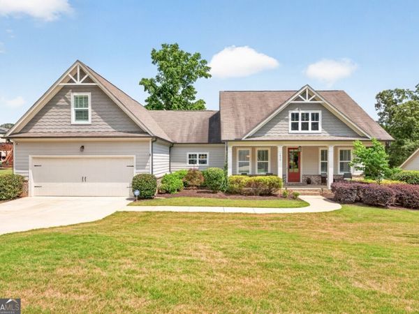 1830 Hidden Creek Drive, Hoschton, GA 30548