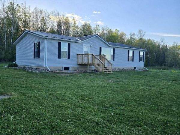 N4807 STADIUM ROAD, Brantwood, WI 54513