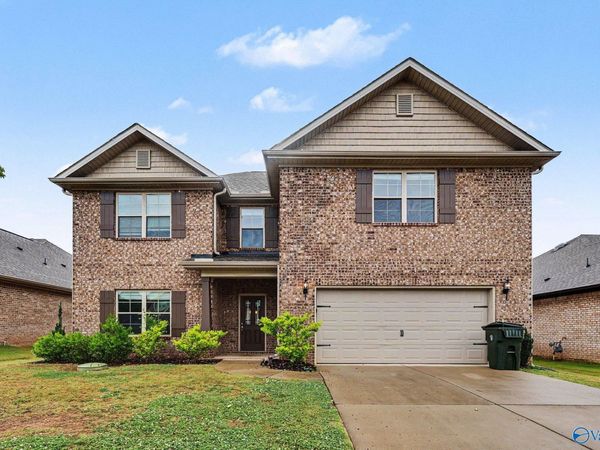 105 Grove Hill Circle, New Market, AL 35761