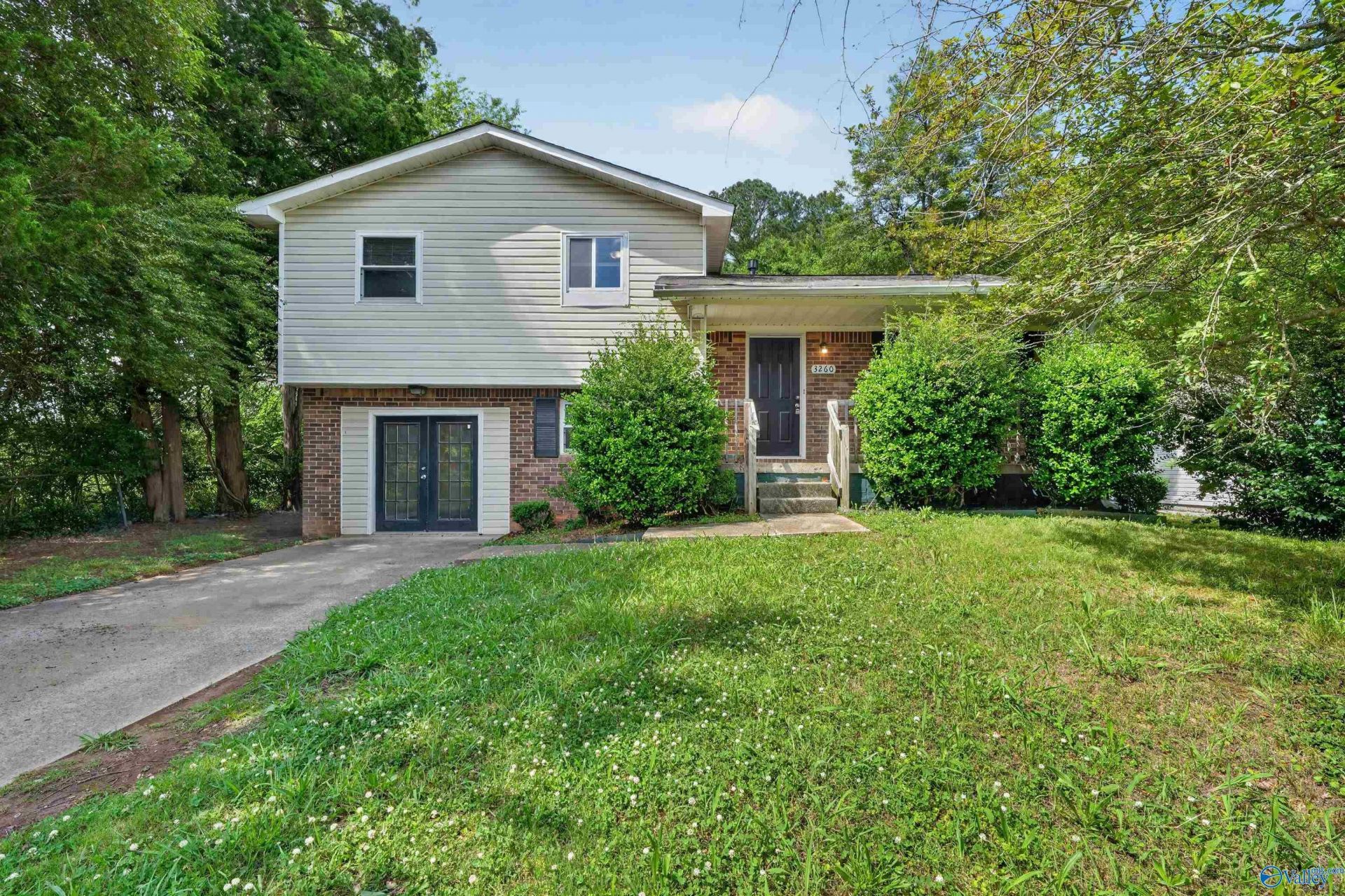 3260 NW Uvalde Lane Nw, Huntsville, AL 35810 Main Photo