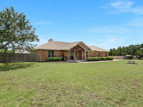 212 Christine LN, Liberty Hill, TX 78642