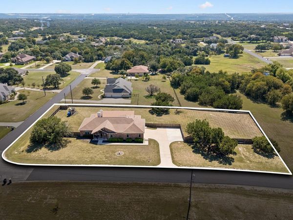 212 Christine LN, Liberty Hill, TX 78642