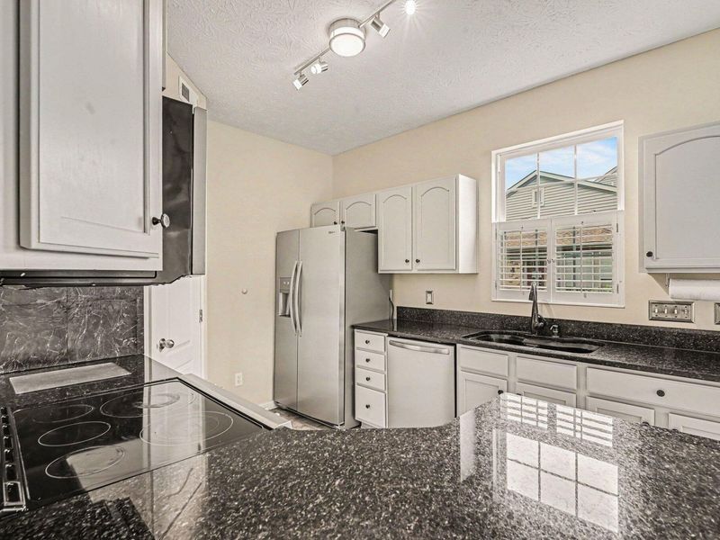1505 Atlanta Court, Unit 201, Florence, KY 41042 Photo 11