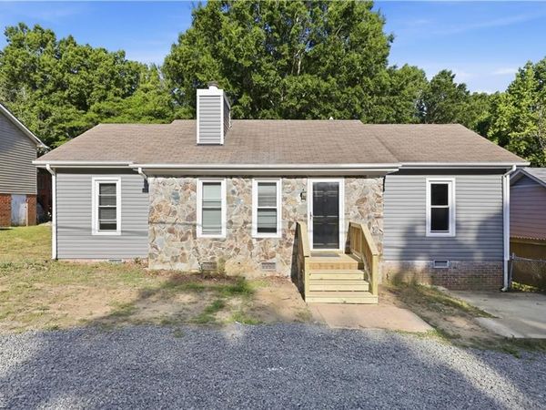 1916 Willow Road , Greensboro, NC 27406