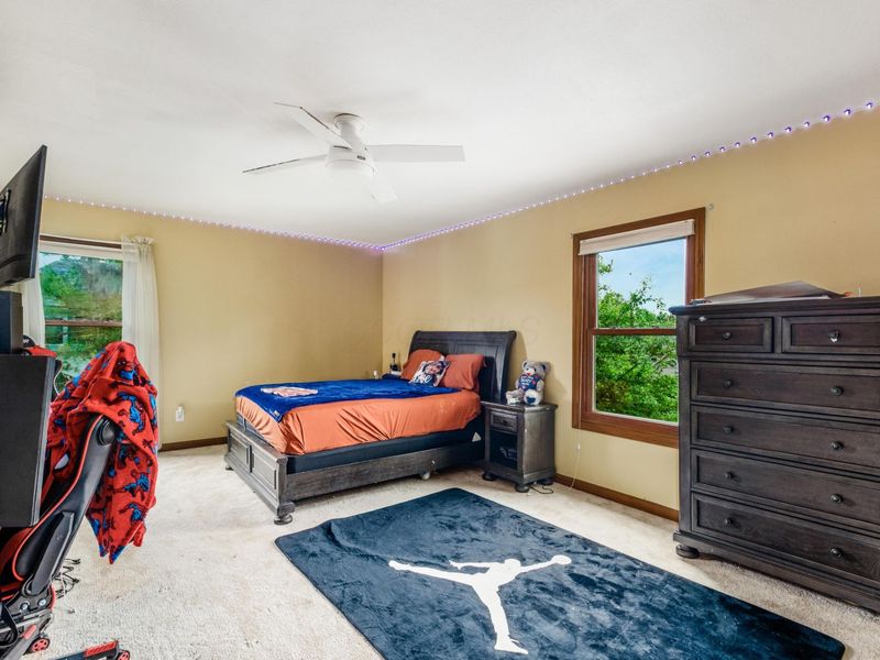 6255 Spinnaker Drive, Lewis Center, OH 43035 Photo 9