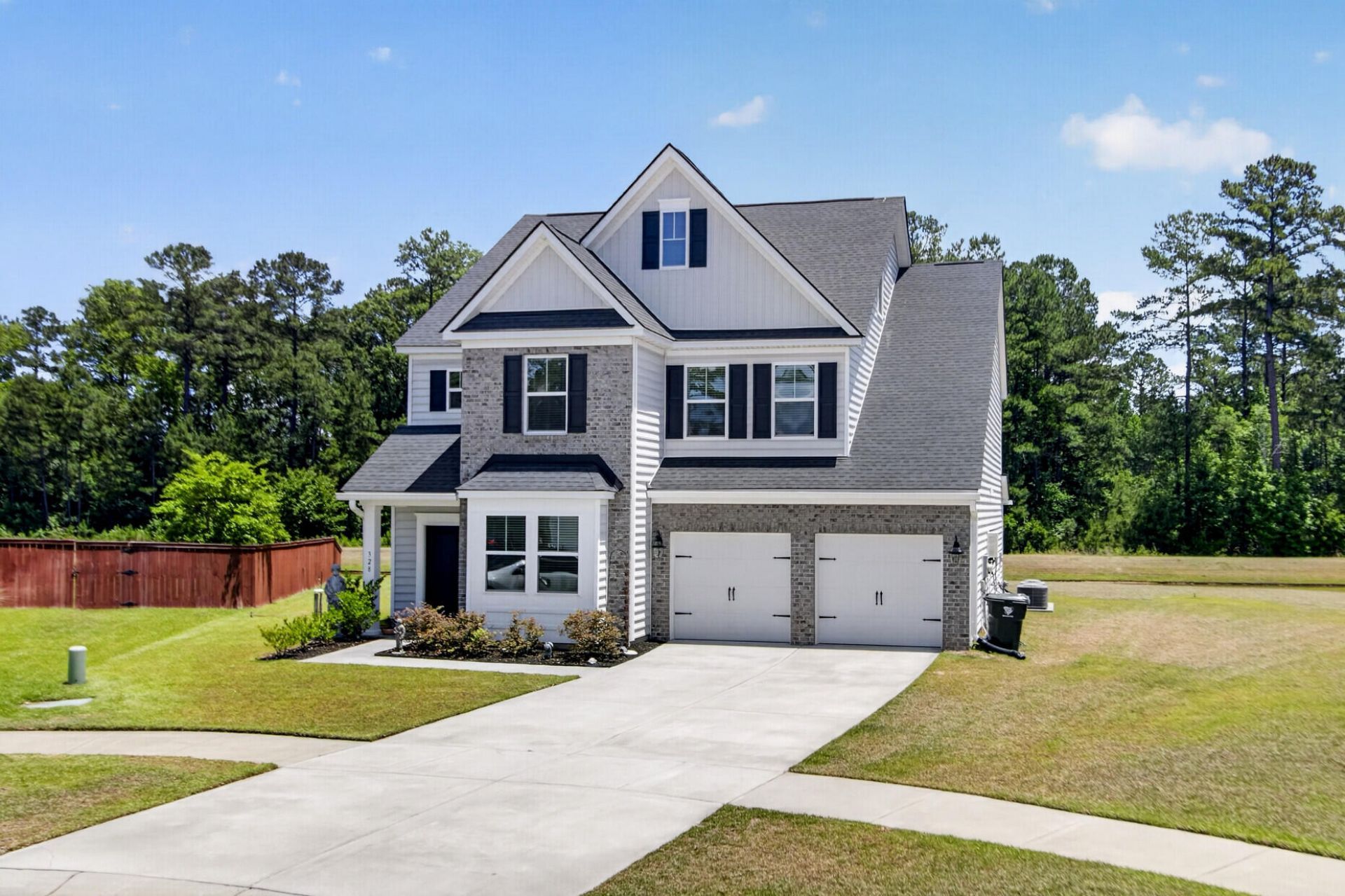 328 Firewheel Court Summerville, SC 29486