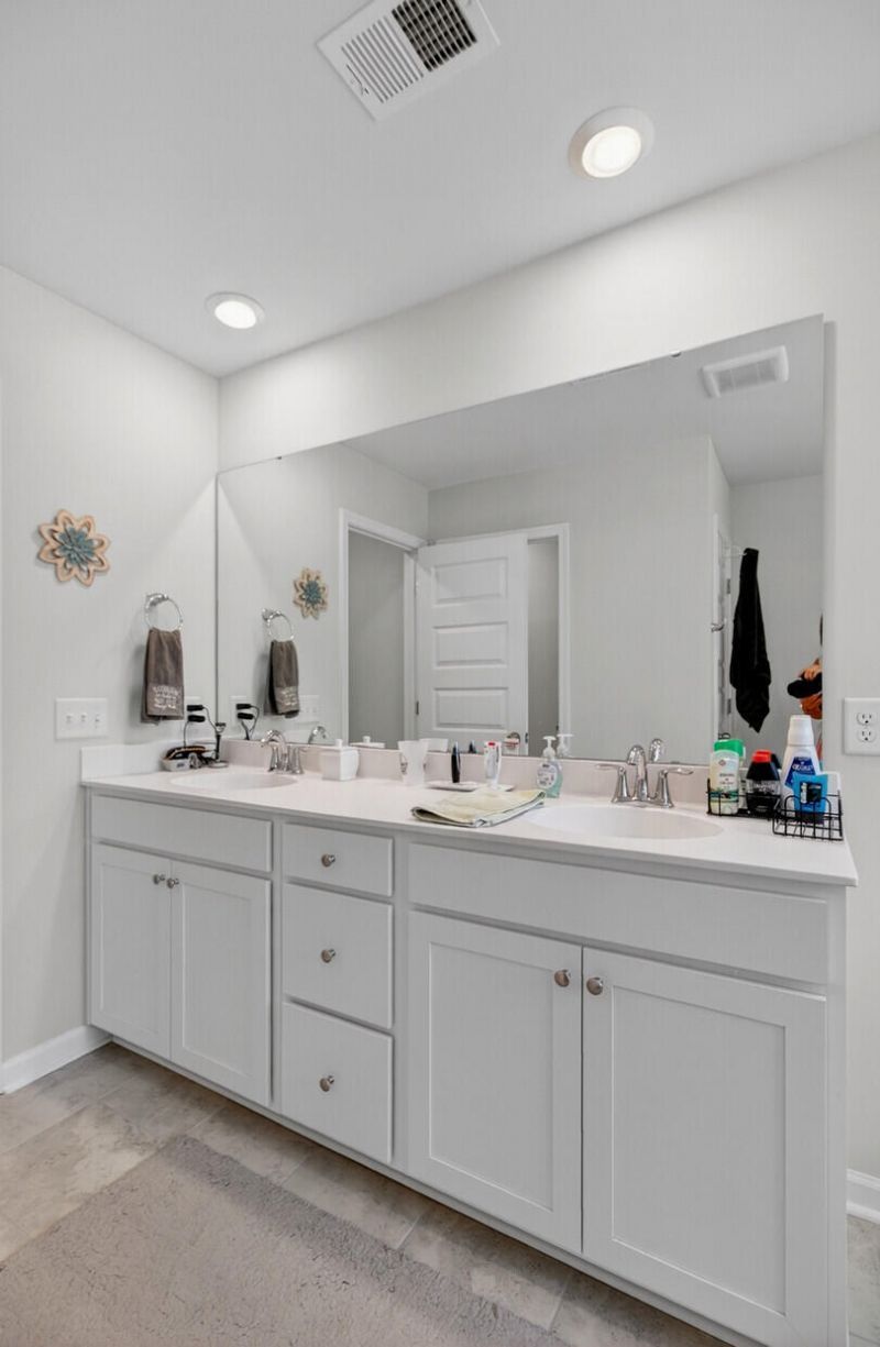 328 Firewheel Court Photo 23