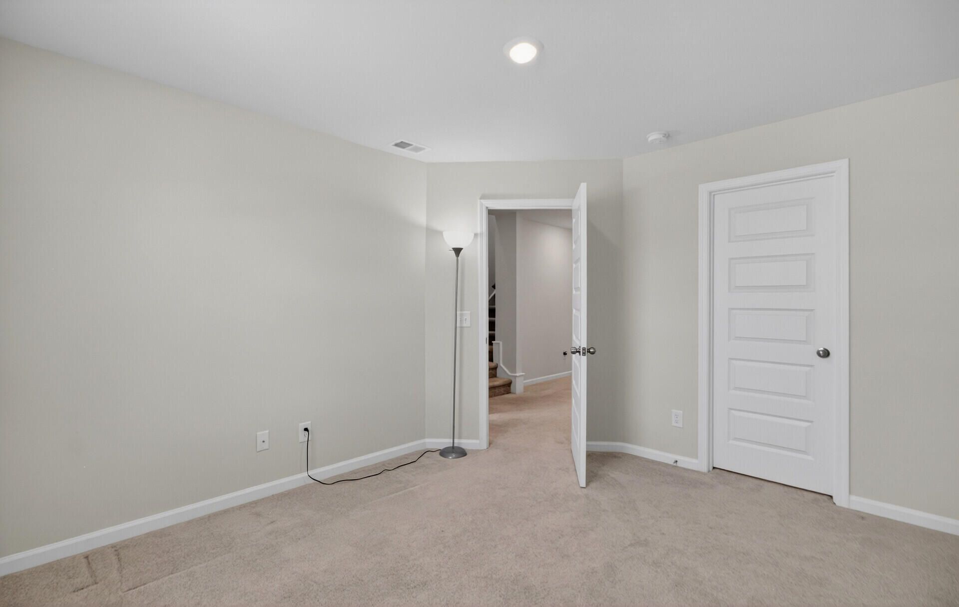 328 Firewheel Court Photo 32