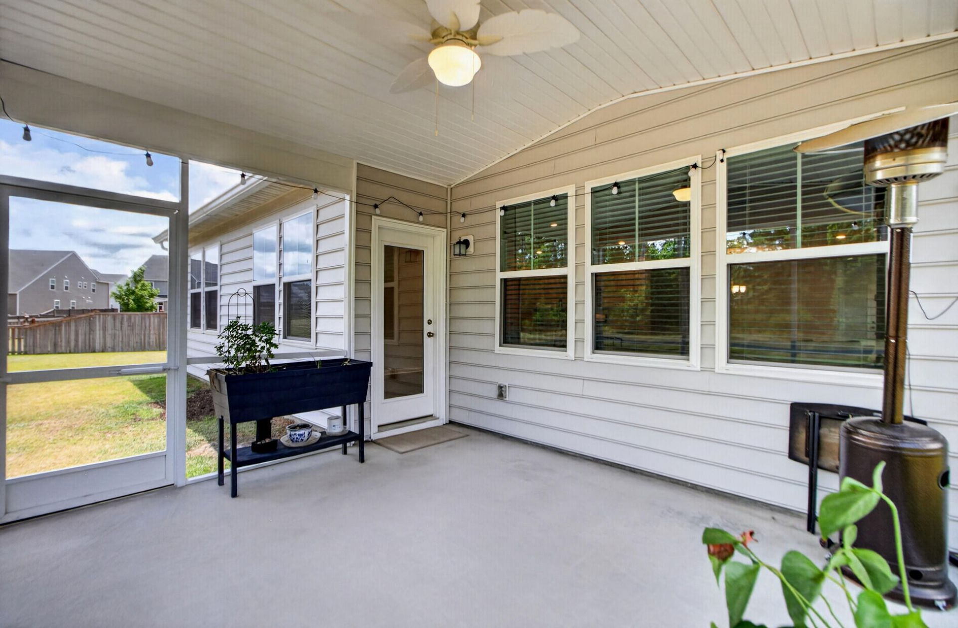 328 Firewheel Court Photo 46