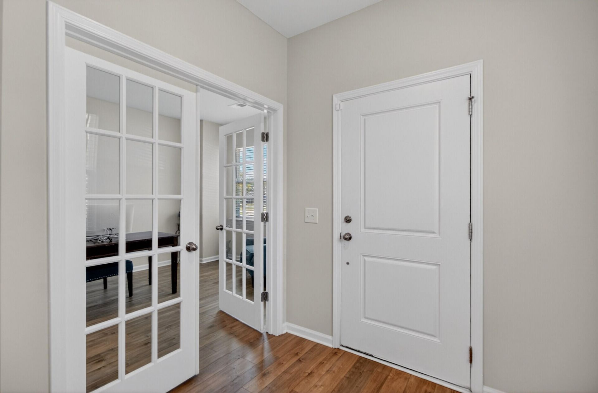 328 Firewheel Court Photo 7