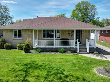 67 Greenhill Terrace , West Seneca, NY 14224