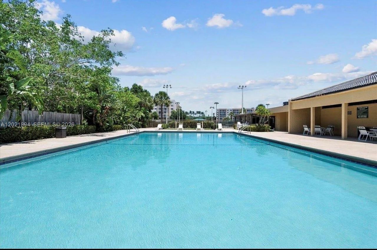 2786 Tennis Club Dr , Unit 302, West Palm Beach, FL 33417 Photo