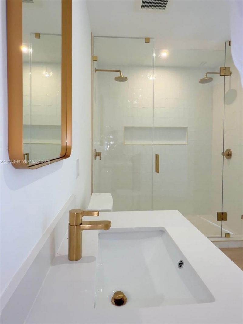90 NE 32nd St, Unit 201, Miami, FL 33145 Photo