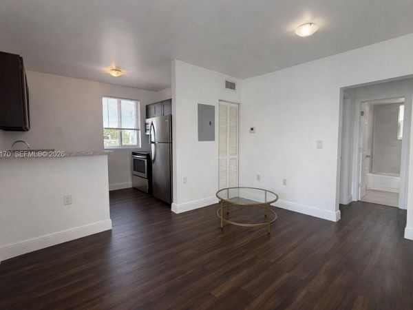 540 NW 7th St , Unit 36, Miami, FL 33136