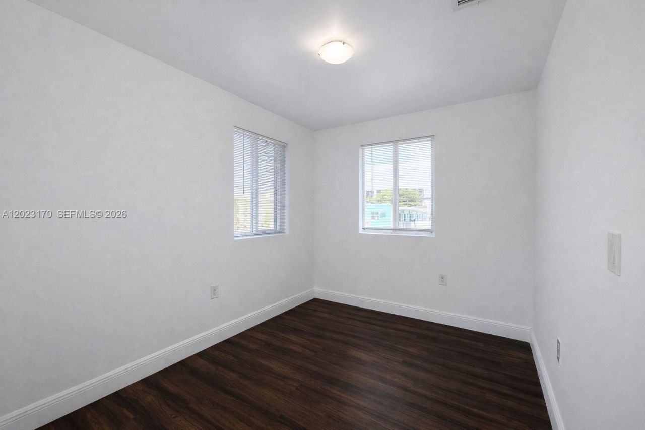 540 NW 7th St , Unit 36, Miami, FL 33136 Photo