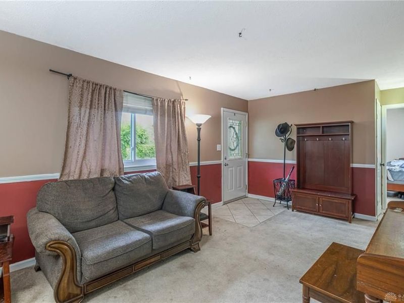 617 Franklin Avenue, Union, OH 45322 Photo 4