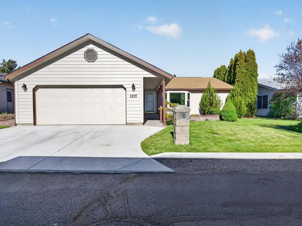 2273 NE Wintergreen Drive, Bend, OR 97701