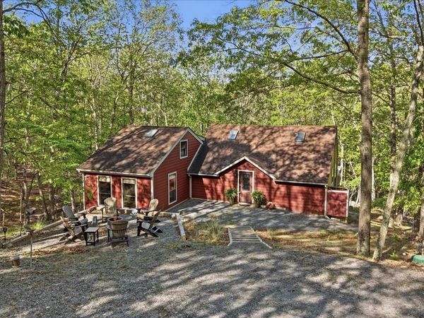 1856 CROSSINGS VIEW ROAD, PAW PAW, WV 25434