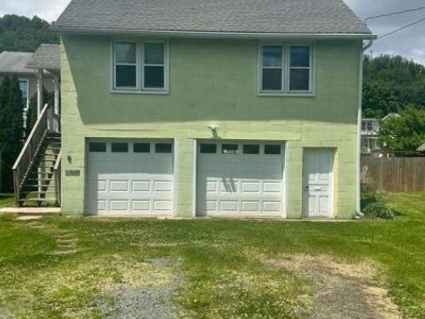 102 Myrtle Avenue, Reading, PA 19606 Main Photo