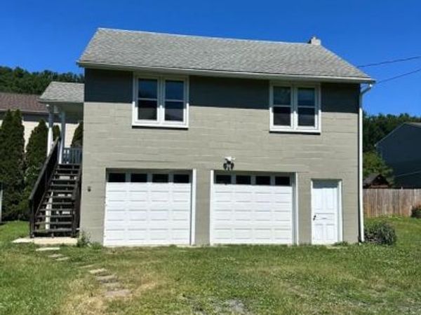 102 MYRTLE AVENUE, READING, PA 19606
