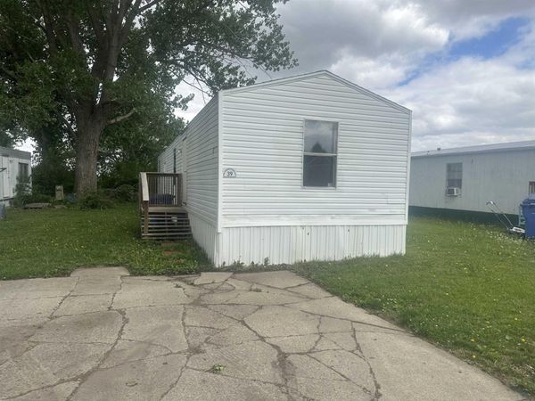 911 E Duke, Unit Lot 39, Vermillion, SD 57069