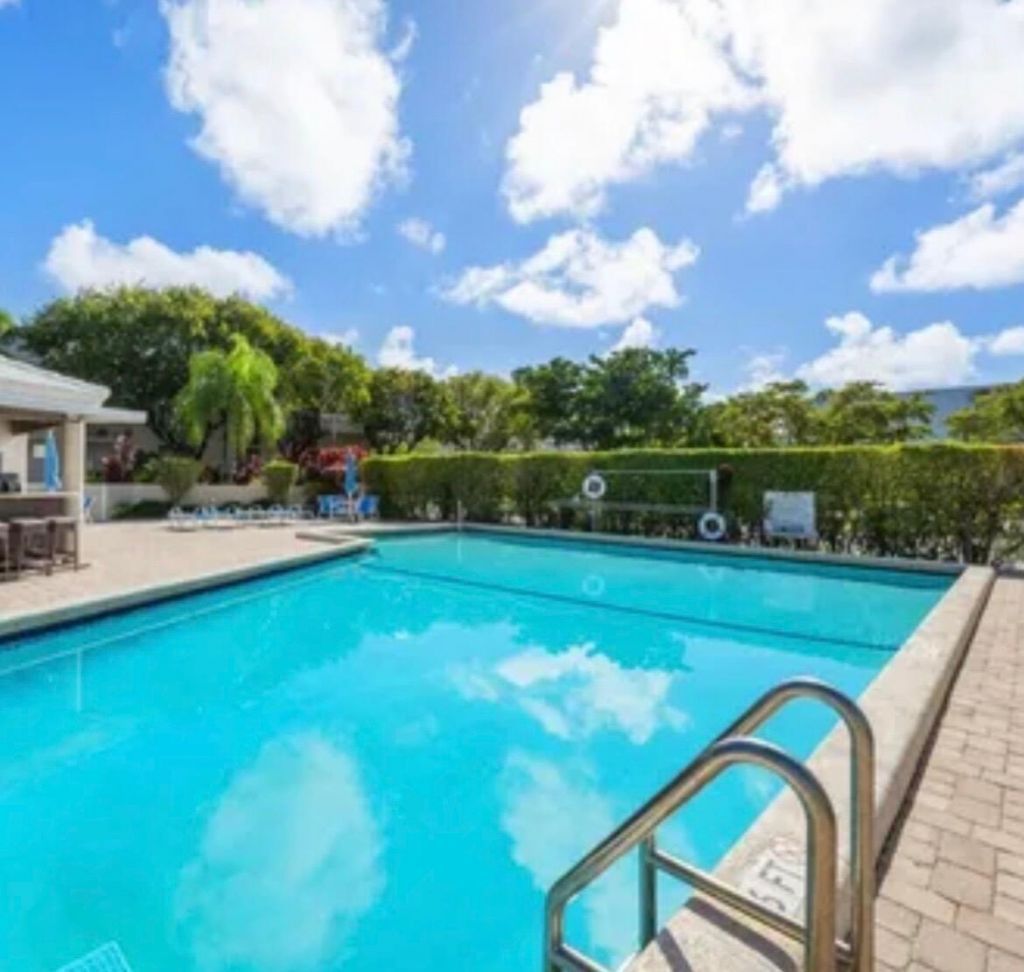 769 Jeffery Street, Unit 2-103, Boca Raton, FL 33487 Photo