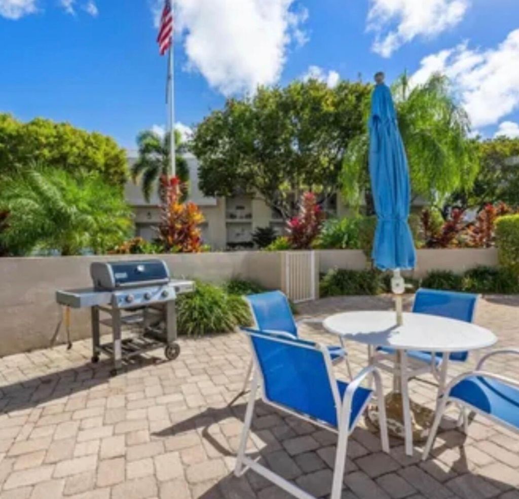 769 Jeffery Street, Unit 2-103, Boca Raton, FL 33487 Photo