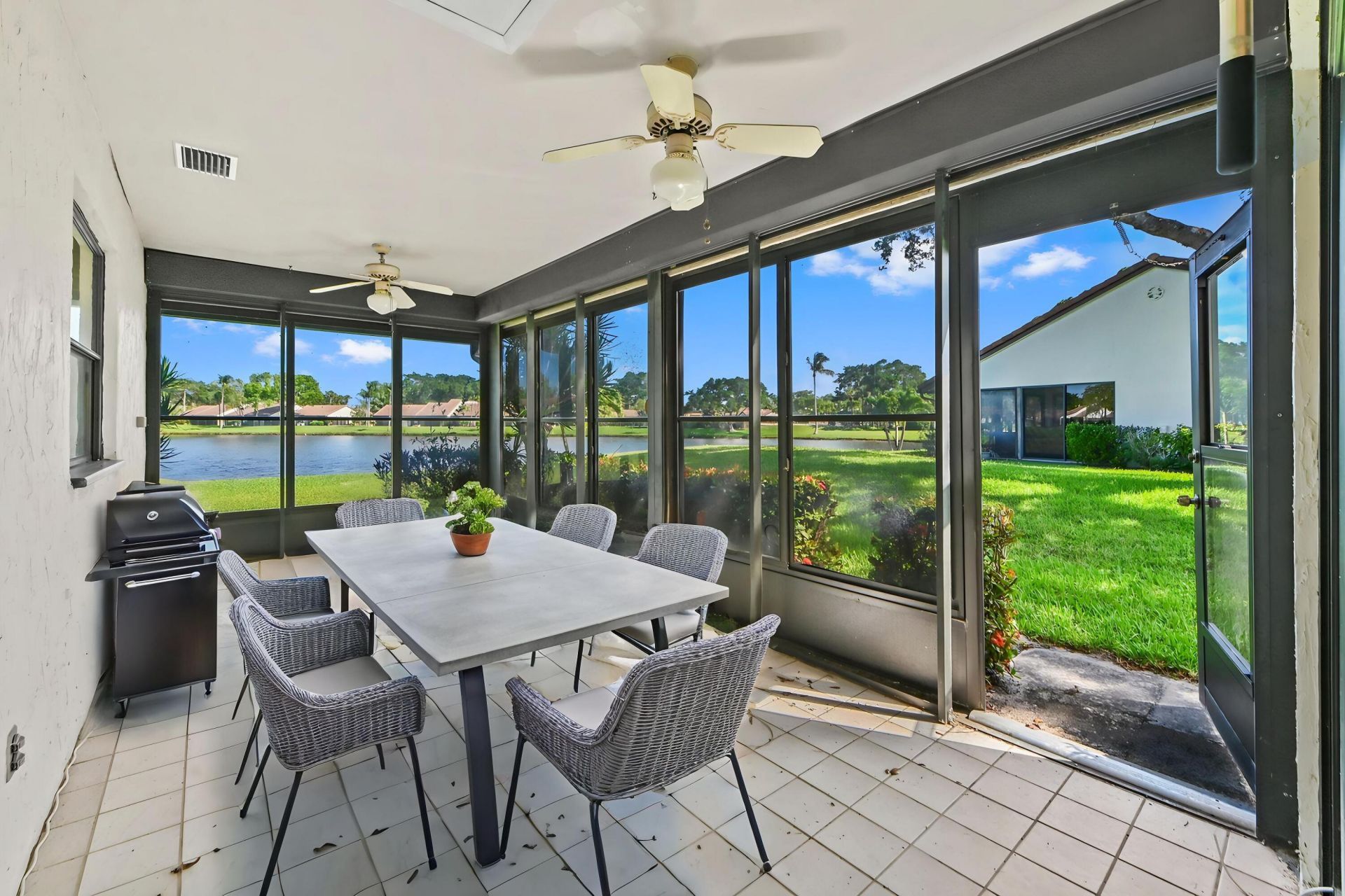 5537 Parkwalk Circle E, Boynton Beach, FL 33472 Photo
