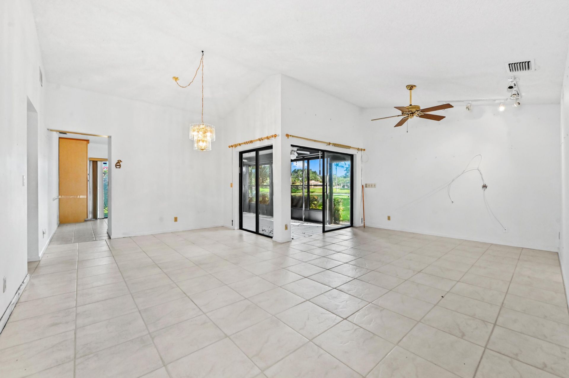 5537 Parkwalk Circle E, Boynton Beach, FL 33472 Photo