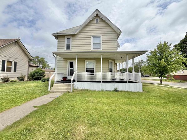 617 East Avenue, BELVIDERE, IL 61008