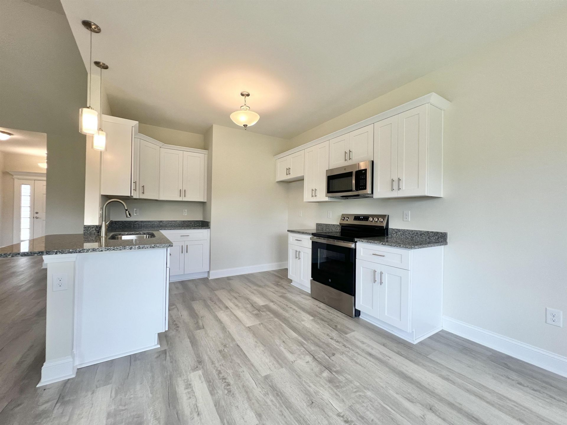 3431 Spivey St.  Photo 6