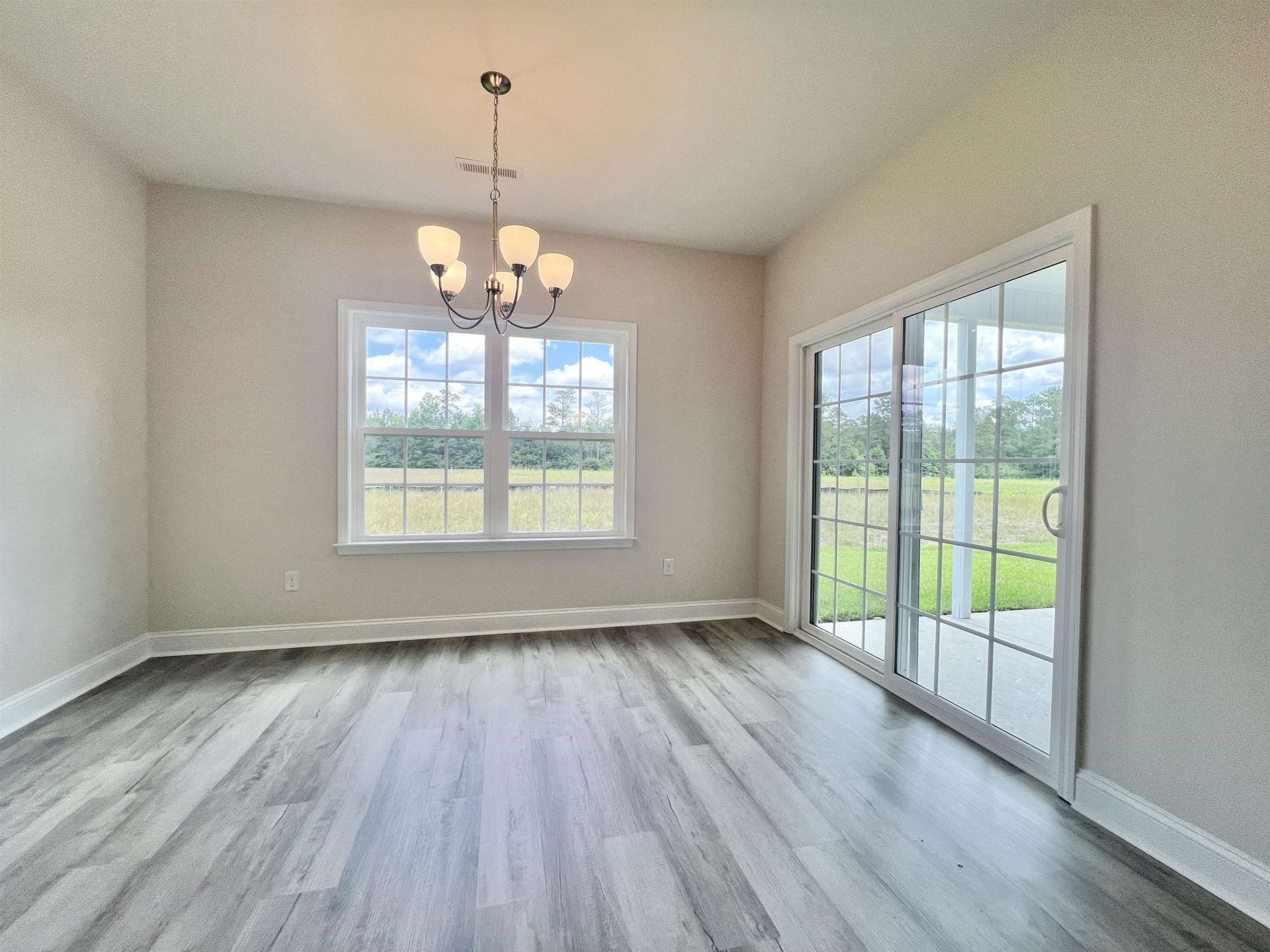3431 Spivey St.  Photo 8