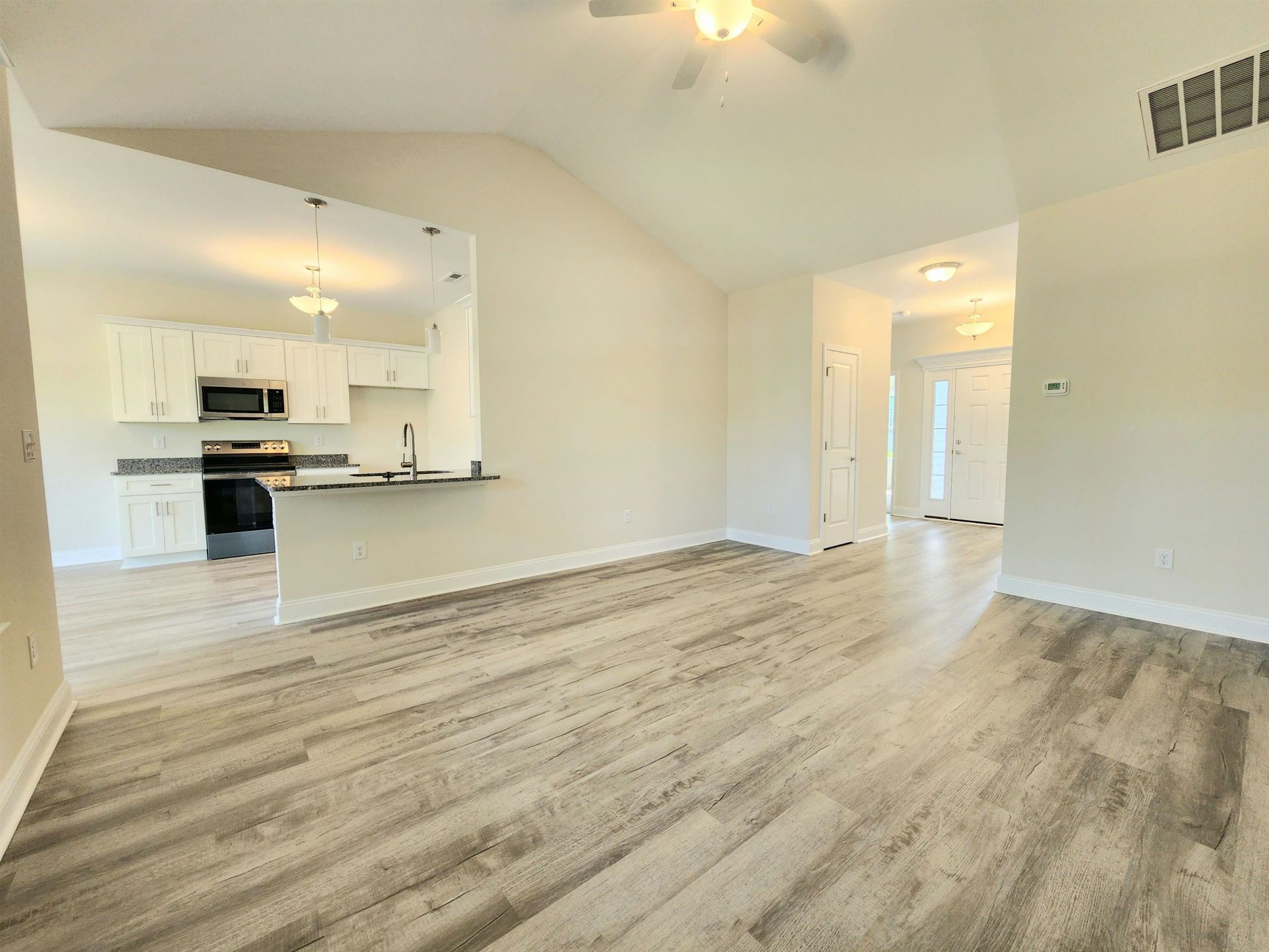 3431 Spivey St. Photo 9