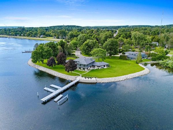 55 UTOPIA CIRCLE, Sturgeon Bay, WI 54235