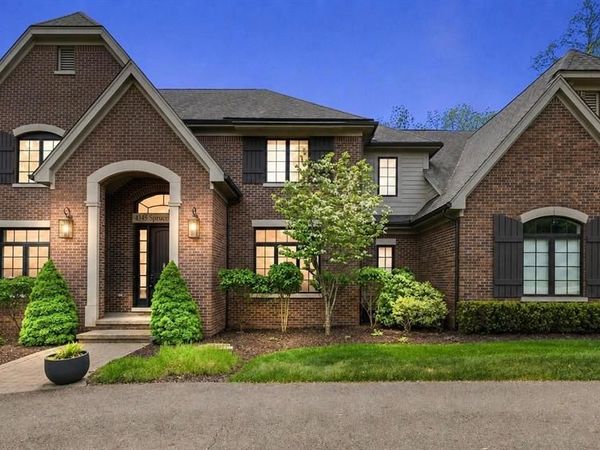 4345 SPRUCE HILL Lane, Bloomfield Twp, MI 48301