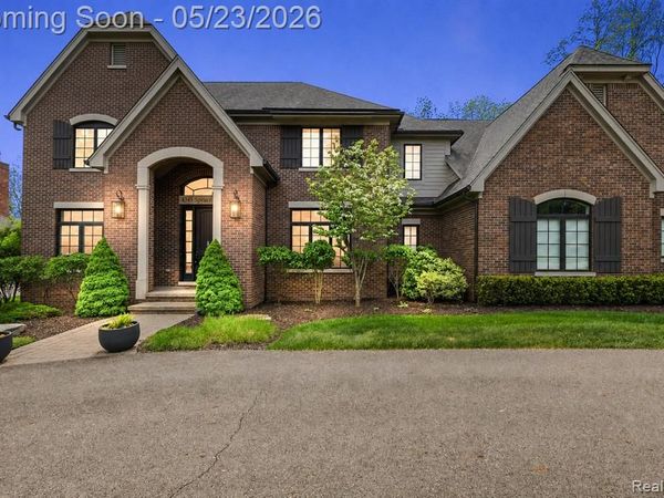 4345 SPRUCE HILL Lane, Bloomfield Twp, MI 48301