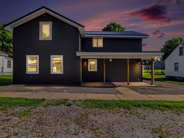 153 W Jefferson Street, Westville, IN 46391