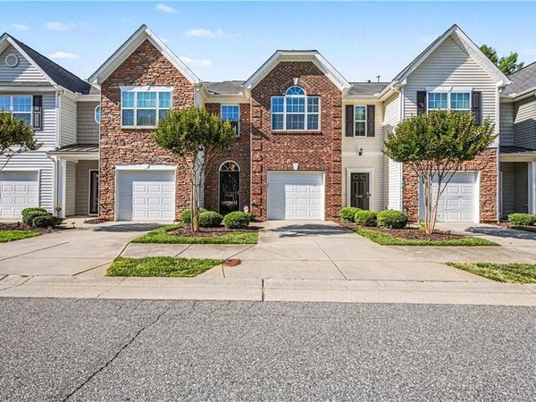2480 Hartfield Circle , Winston-Salem, NC 27103