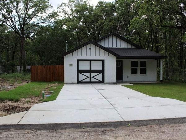 125 Chapperall Drive, Mabank, TX 75156
