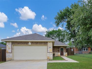 1239 E Woodin Boulevard, Dallas, TX 75216