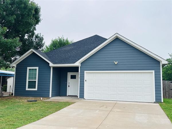 2415 San Gabriel Drive, Granbury, TX 76048