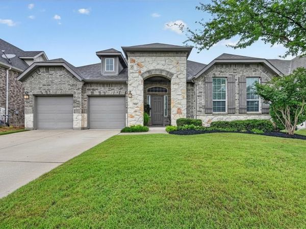 713 Rous Falls Drive, McKinney, TX 75071