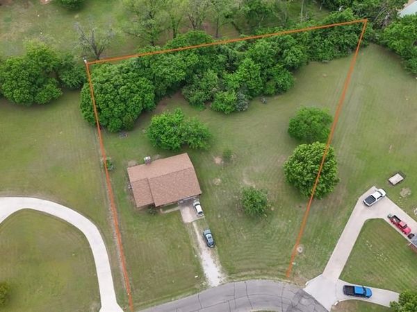 415 Meadowlark Trail, Springtown, TX 76082