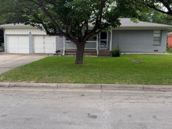 3606 Reeves Street, North Richland Hills, TX 76117